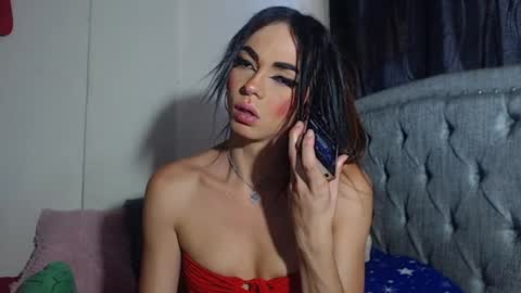 Snapshot of kamilathopsom chatting on 15, 7, 2026 CAMILA SANTAMARIA online show from 15, 7, 2026