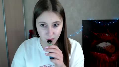 kamilla_love_ online show from 11, 4, 2026