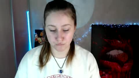 kamilla_love_ online show from 1, 5, 2026