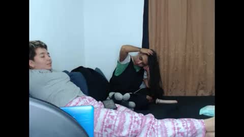 kammy   y   camila online show from 21, 4, 2026