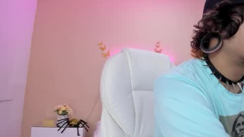 Snapshot of kaoz_23_ chatting on 19, 10, 2025 KaoZ  Goeth online show from 19, 10, 2025