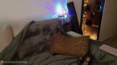 I am here around 5am GMT karathemagic online show from 31, 1, 2025