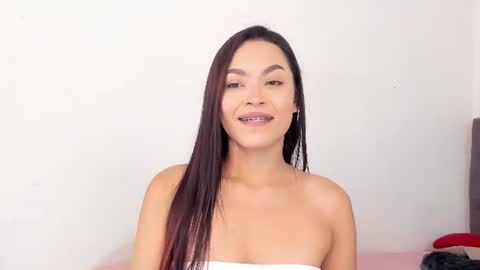 Snapshot of karely_laurent chatting on 17, 7, 2026 karely_laurent online show from 17, 7, 2026