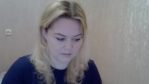 karennelsonx online show from 28, 2, 2025