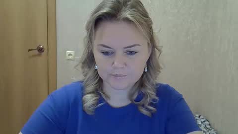 karennelsonx online show from 12, 11, 2025