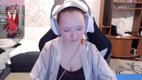 Lisa Backler online show from 22, 10, 2025