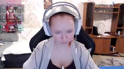 Lisa Backler online show from 23, 10, 2025