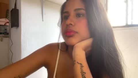 Snapshot of kariina_candy chatting on 20, 6, 2026 kariina candy and fox online show from 20, 6, 2026