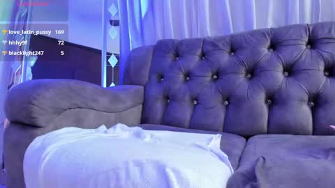 Snapshot of kariitto___ds chatting on 4, 3, 2025 kariitto___ds online show from 4, 3, 2025