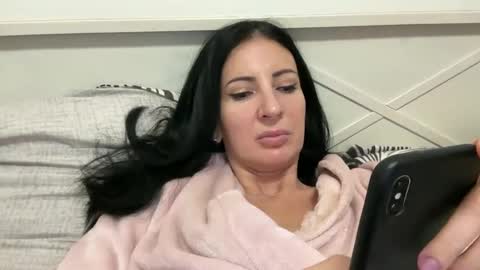 Snapshot of karinablair chatting on 1, 1, 2025 Karina online show from 1, 1, 2025