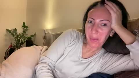 Karina online show from 6, 4, 2026