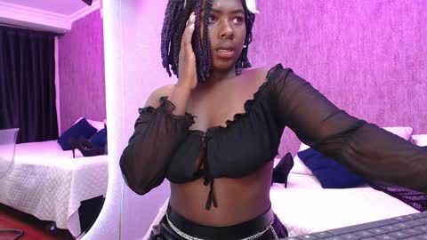 Im Karina online show from 8, 4, 2026