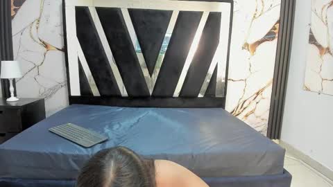 KarinaSimonz online show from 9, 11, 2025