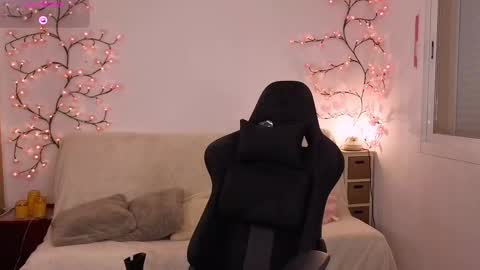 Karina online show from 21, 2, 2026