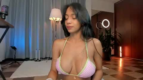 Snapshot of karinnixx chatting on 16, 6, 2026 Karin online show from 16, 6, 2026