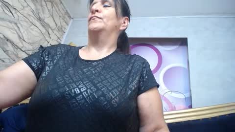 Karito online show from 11, 9, 2025