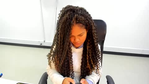 karla_cg online show from 26, 2, 2025