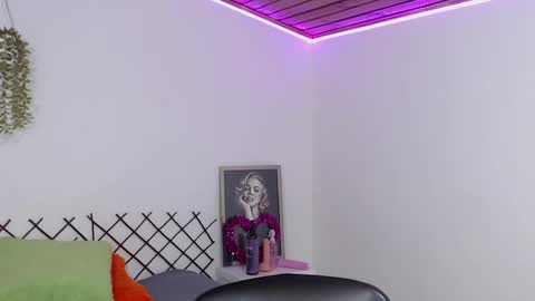 Karla online show from 27, 9, 2025