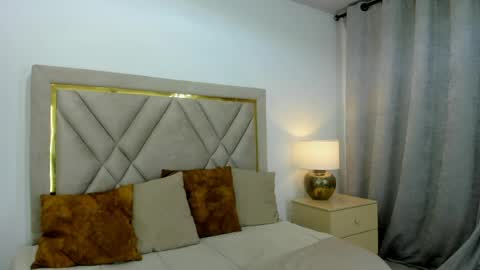 karla_queen7 online show from 13, 4, 2026