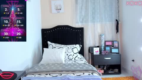 Snapshot of karlaalane chatting on 8, 12, 2024 Karla Lane online show from 8, 12, 2024