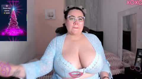 Snapshot of karlaalane chatting on 19, 12, 2025 Karla Lane online show from 19, 12, 2025