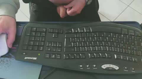 karll122 online show from 27, 2, 2026