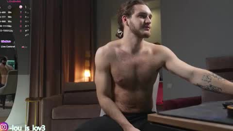 Karlos and Louis online show from 1, 12, 2025