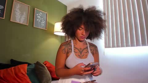 Karlye online show from 12, 11, 2025