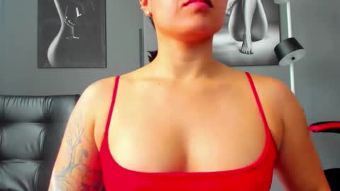   online show from 30, 10, 2025