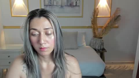 karlyy_ online show from 19, 1, 2026