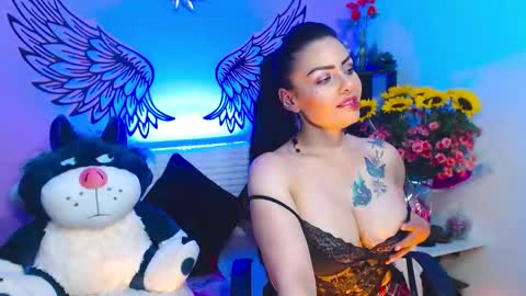 Karol Kenedy online show from 10, 2, 2026