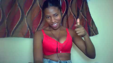 Snapshot of karoliee chatting on 10, 6, 2026 karoliee online show from 10, 6, 2026