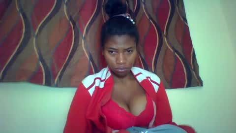 Snapshot of karoliee chatting on 20, 7, 2026 karoliee online show from 20, 7, 2026