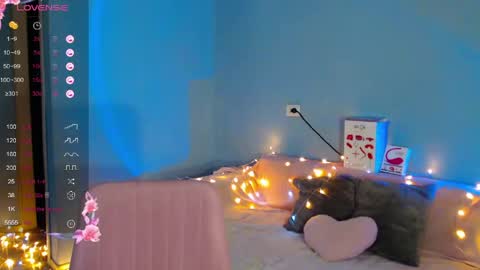 Kira online show from 12, 3, 2026