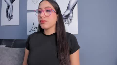 Snapshot of karoline21_ chatting on 9, 9, 2025 Karoline online show from 9, 9, 2025