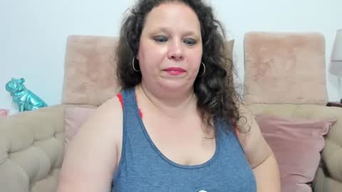 Snapshot of karolinejoyy chatting on 1, 1, 2025 KarolineJoyy online show from 1, 1, 2025