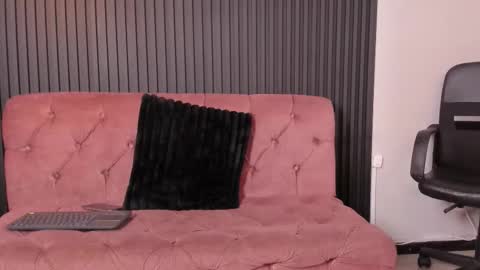 karolwest_ online show from 13, 1, 2026