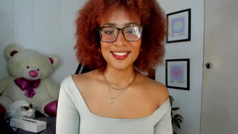 Snapshot of kasielopez chatting on 15, 12, 2024 Kasie lopez online show from 15, 12, 2024