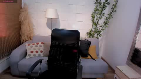 kassmonroe online show from 22, 10, 2025