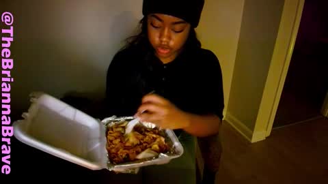 Snapshot of kat2025 chatting on 7, 1, 2026 BriannaBrave online show from 7, 1, 2026