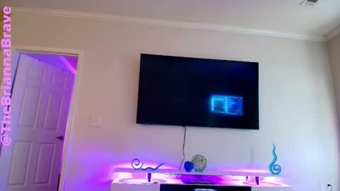 BriannaBrave online show from 10, 2, 2026