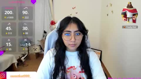 Snapshot of kat_ly_chan chatting on 8, 3, 2025 Kat       online show from 8, 3, 2025