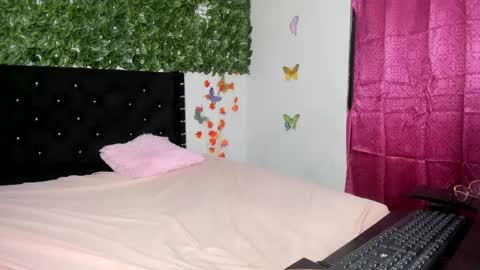 katalina_hot45 online show from 5, 3, 2025