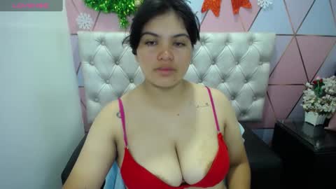 Snapshot of katalina_santana25 chatting on 21, 12, 2024 katalina santana25 online show from 21, 12, 2024