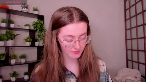 Snapshot of kate_cuddle chatting on 12, 5, 2026 Kate online show from 12, 5, 2026