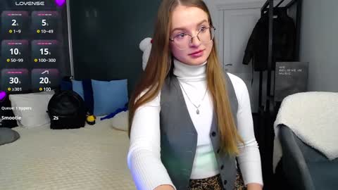 Snapshot of kate_jonson chatting on 5, 12, 2024 .Be kind and gentle with me and I will do my best for you. online show from 5, 12, 2024