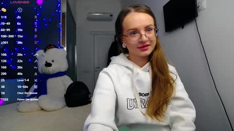 Snapshot of kate_jonson chatting on 21, 1, 2025 .Be kind and gentle with me and I will do my best for you. online show from 21, 1, 2025