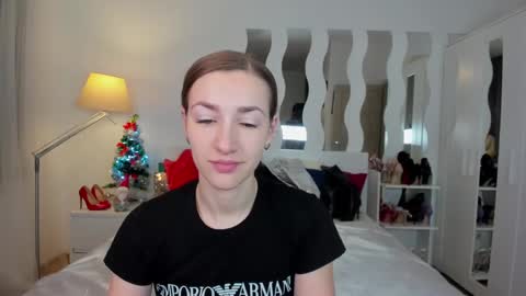 Snapshot of kate_redgar chatting on 13, 1, 2025 kate_redgar online show from 13, 1, 2025