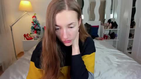 Snapshot of kate_redgar chatting on 25, 1, 2025 kate_redgar online show from 25, 1, 2025