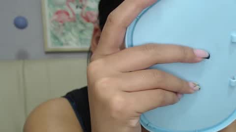 Kari online show from 12, 3, 2025